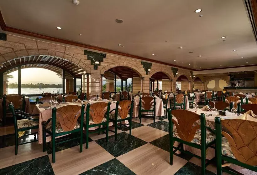 Fotos del hotel Sonesta St. George Hotel - Convention Center:  4