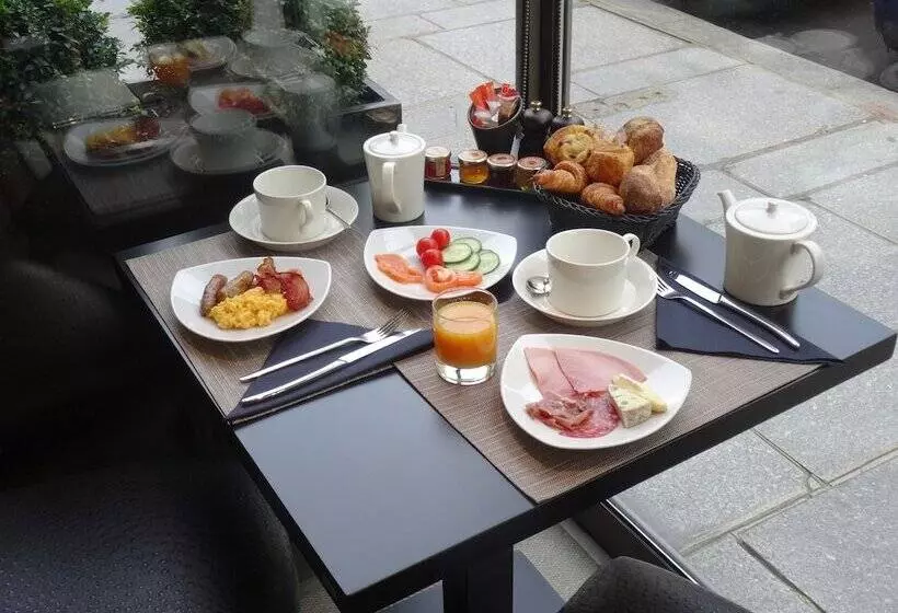 Fotos del hotel Claridge Paris:  3