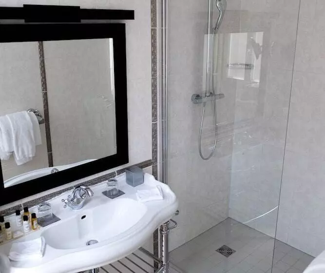 Fotos del hotel Claridge Paris:  10