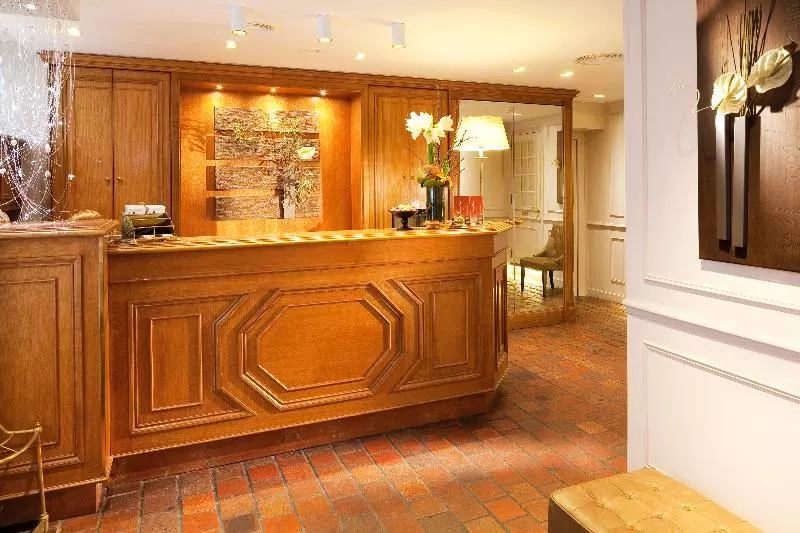 Fotos del hotel Hôtel De Fleurie:  2