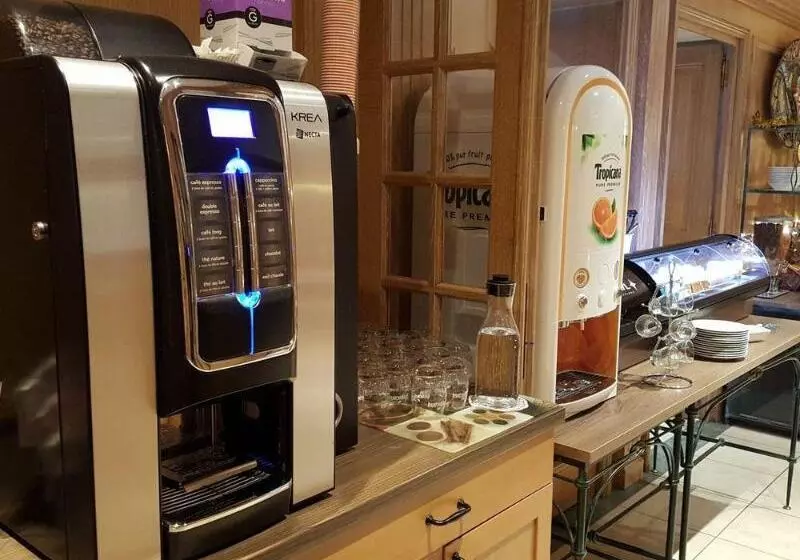 Fotos del hotel Hôtel De La Paix:  5