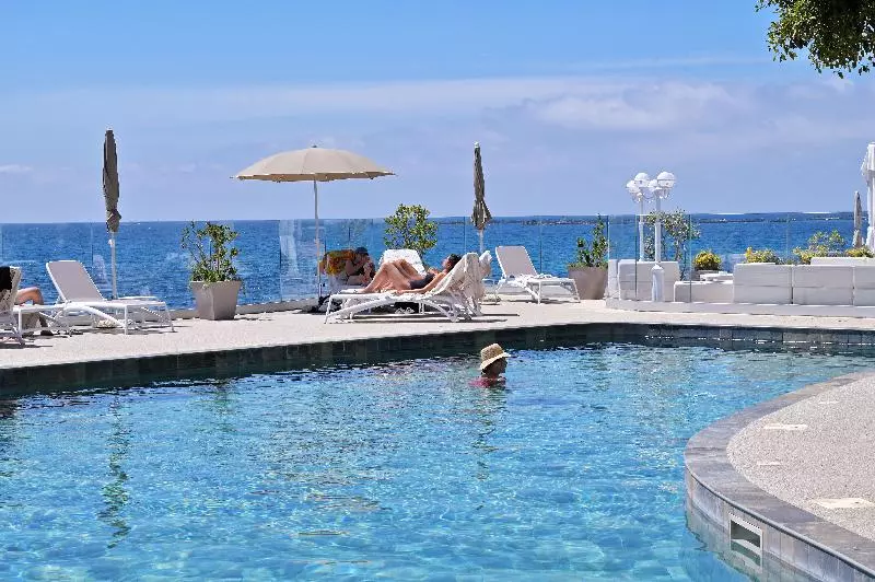 Fotos del hotel Hôtel Restaurant Dolce Vita:  6