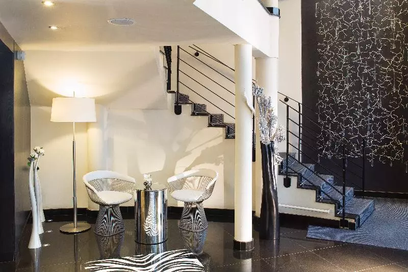 Fotos del hotel Hôtel Le M:  20