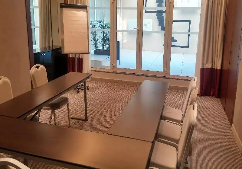 Fotos del hotel Hôtel Le M:  25