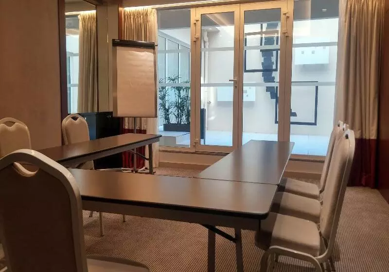 Fotos del hotel Hôtel Le M:  24