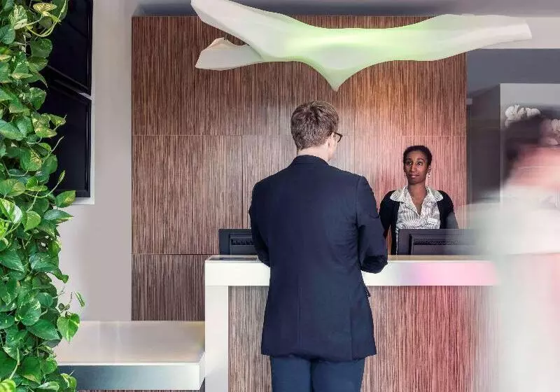 Fotos del hotel Mercure Paris Gare Du Nord:  2