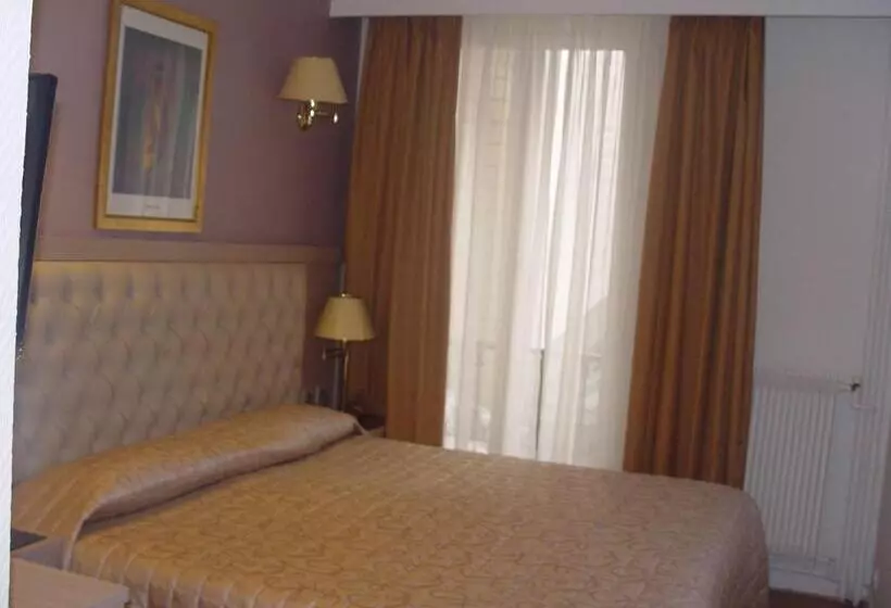 Fotos del hotel Hôtel Lebron:  11