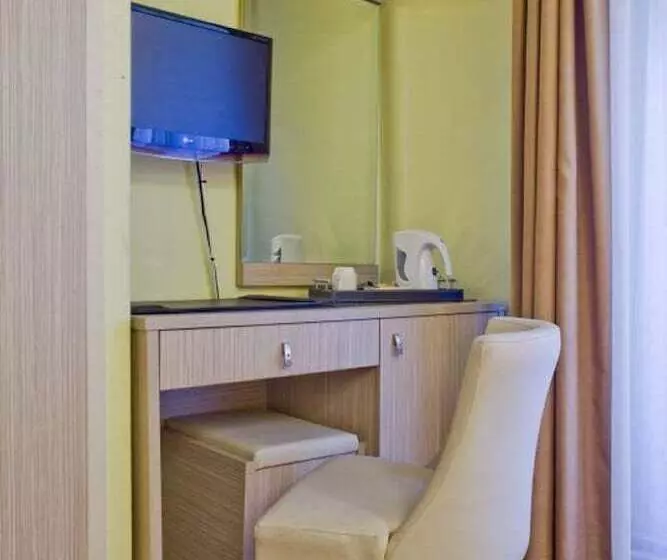 Fotos del hotel Hôtel Lebron:  16