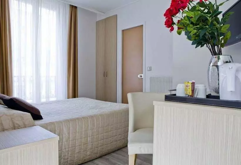 Fotos del hotel Hôtel Lebron:  10