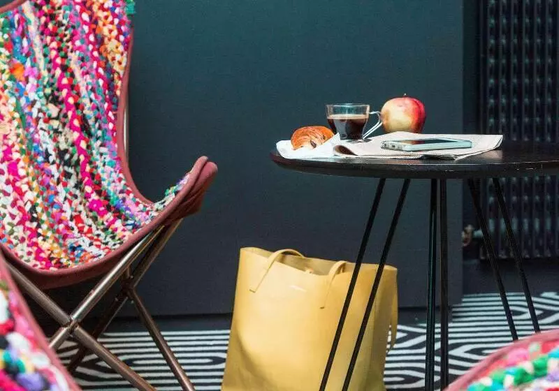 Fotos del hotel Ibis Styles Paris Gare Saint Lazare:  25