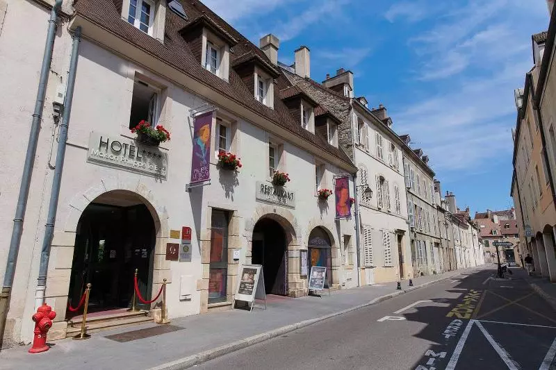 Maison Philippe Le Bon, Les Collectionneurs