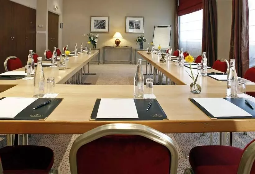 Fotos del hotel Warwick Reine Astrid - Lyon:  11