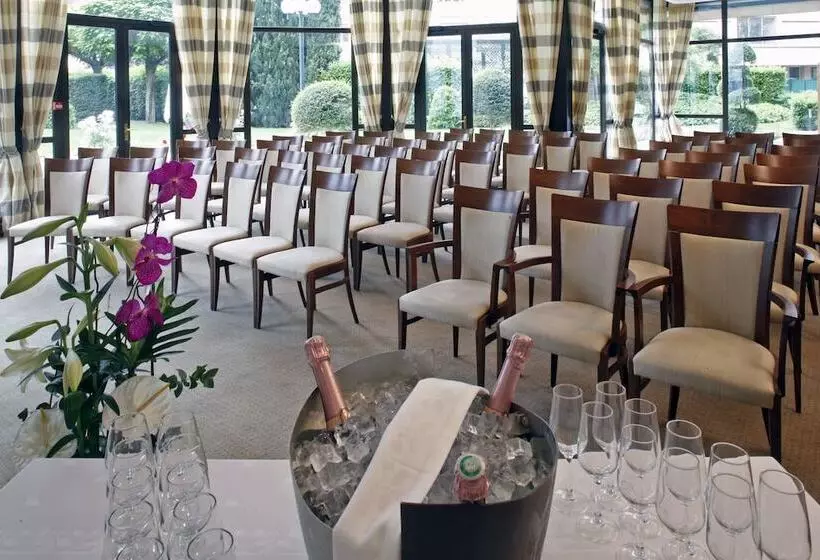 Fotos del hotel Warwick Reine Astrid - Lyon:  21