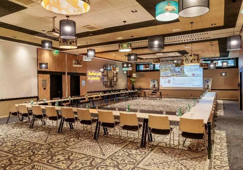 Fotos del hotel Novotel Paris 14 Porte D'orléans:  14