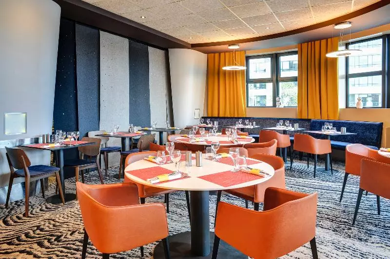 Fotos del hotel Novotel Paris 14 Porte D'orléans:  7