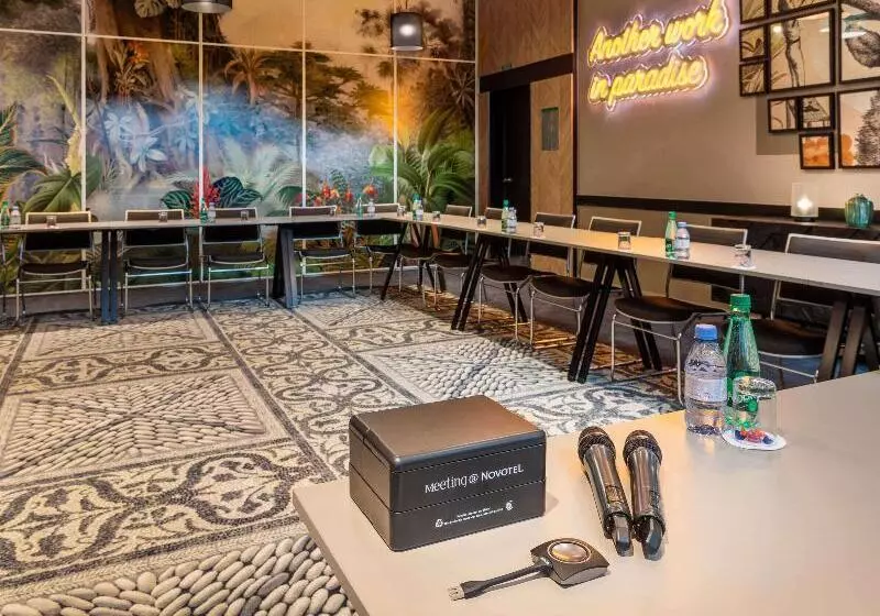 Fotos del hotel Novotel Paris 14 Porte D'orléans:  24