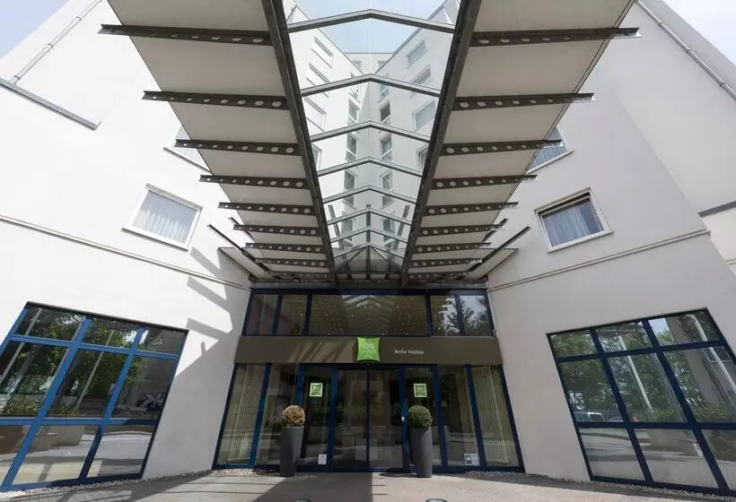Fotos del hotel Ibis Styles Berlin Treptow:  8