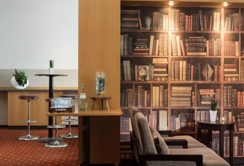 Fotos del hotel Ibis Styles Berlin Treptow:  2