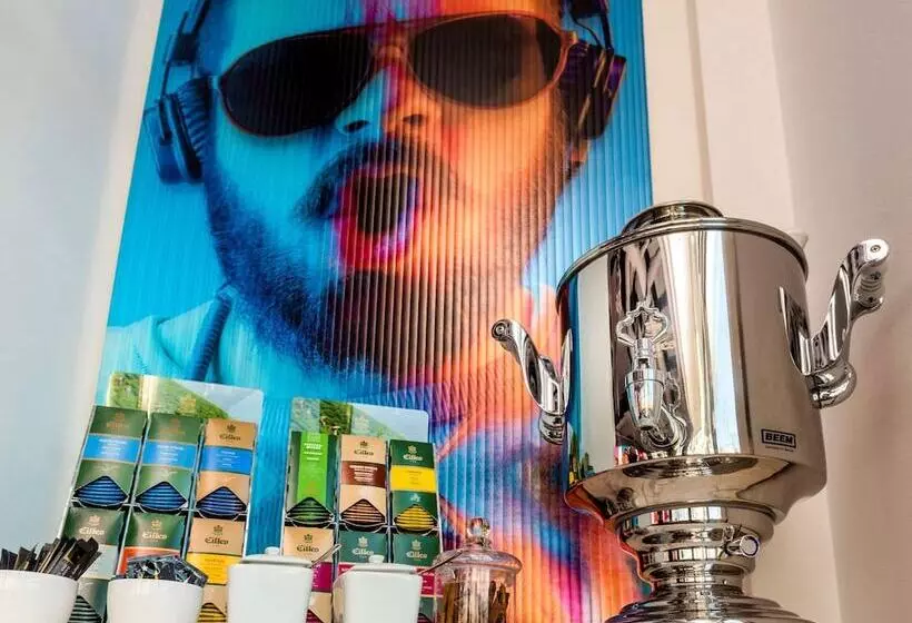 Fotos del hotel Ibis Styles Berlin Treptow:  7