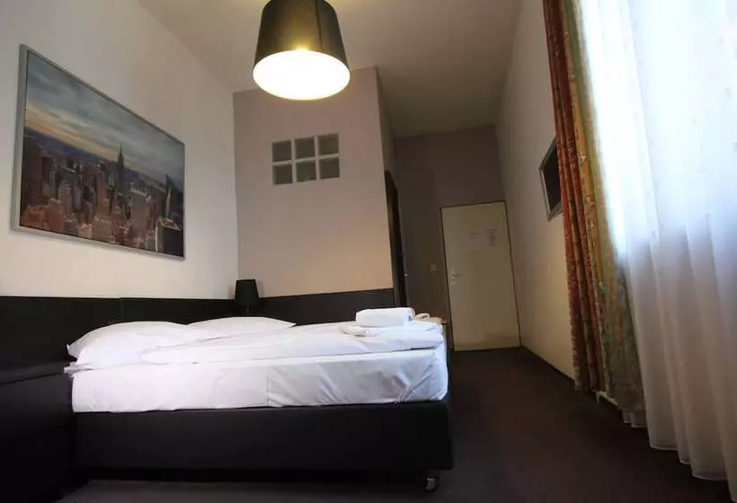 Fotos del hotel Carlton:  11