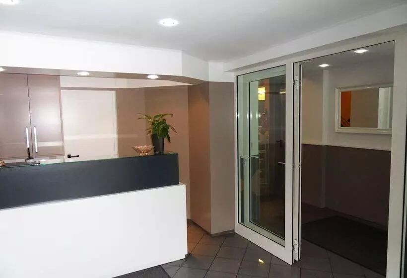 Fotos del hotel Carlton:  12