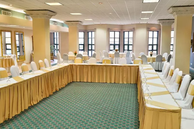 Fotos del hotel Plaza Del Libertador:  16