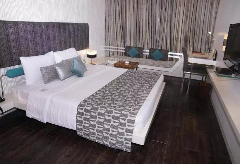 Fotos del hotel Kohinoor Continental,airport:  24