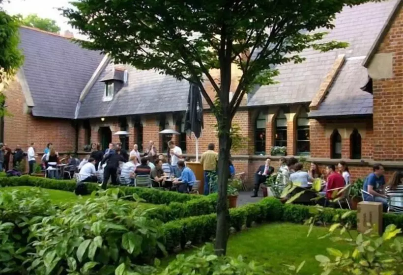 Fotos del hotel Schoolhouse:  8