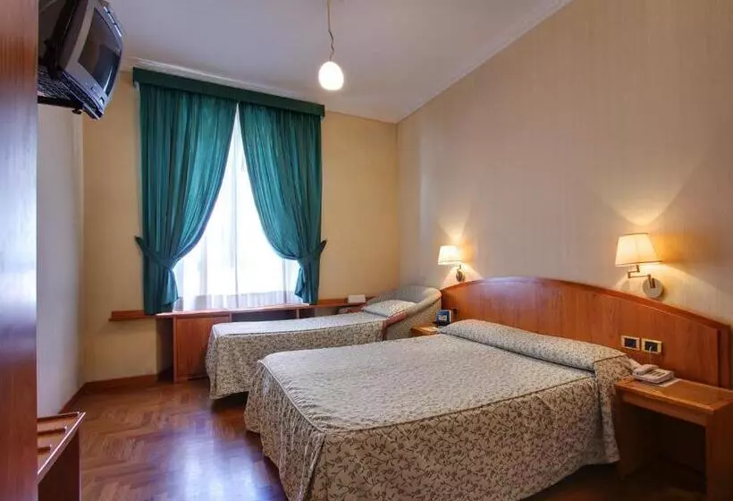 Fotos del hotel Corot:  17