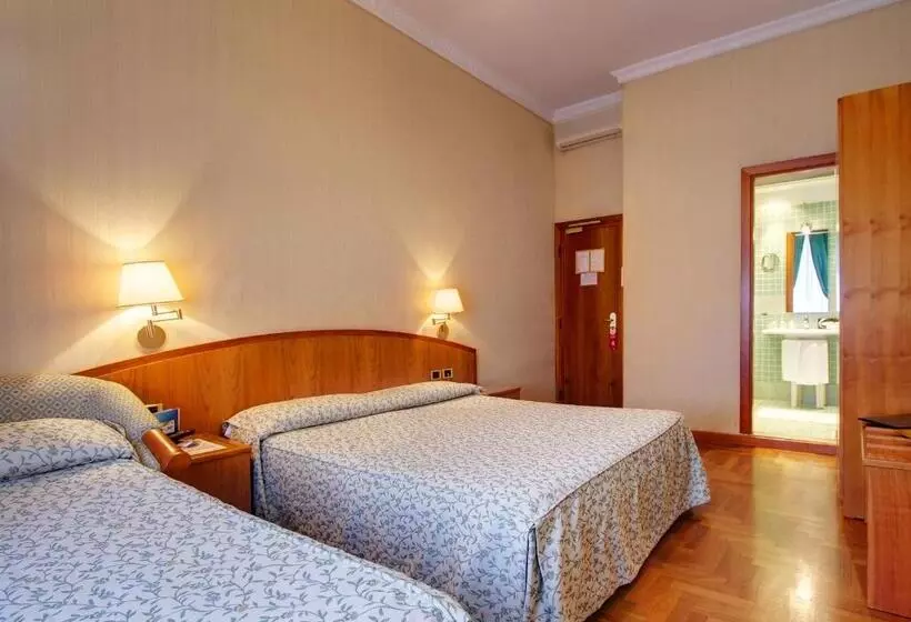 Fotos del hotel Corot:  14