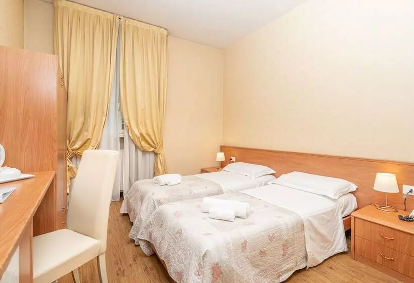 Fotos del hotel Donatello:  12