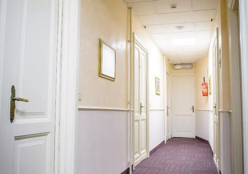 Fotos del hotel Emmaus:  14