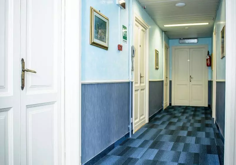 Fotos del hotel Emmaus:  17