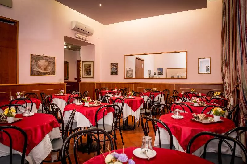 Fotos del hotel Emmaus:  4