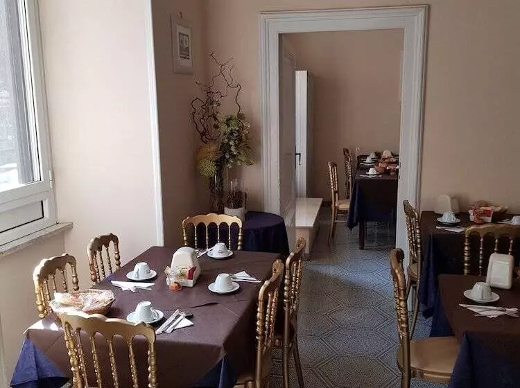 Fotos del hotel Kennedy:  3