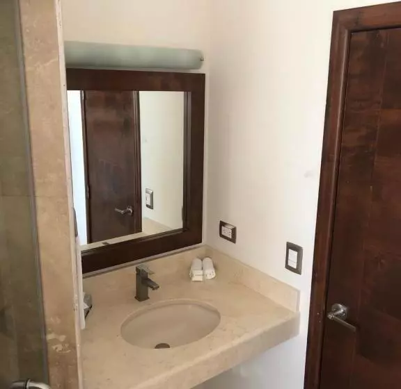 Fotos del hotel & Suites El Moro:  13