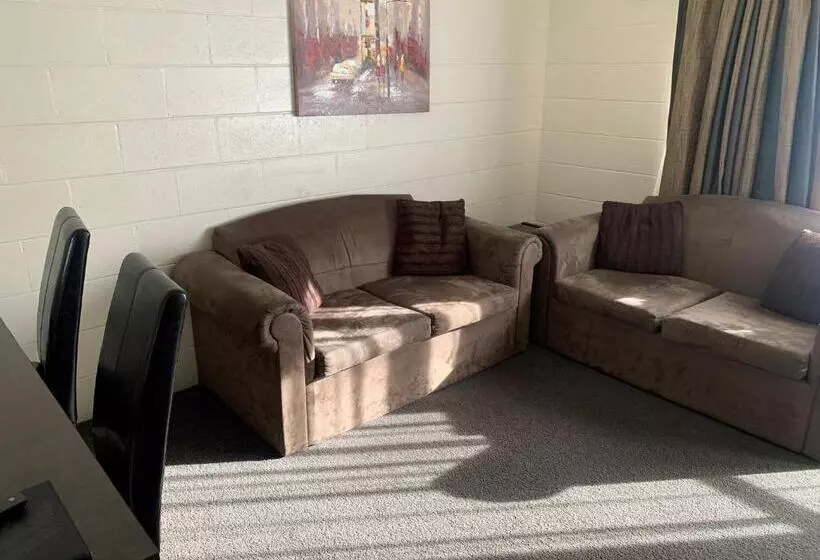 Fotos del hotel Admirals Motor Inn:  2