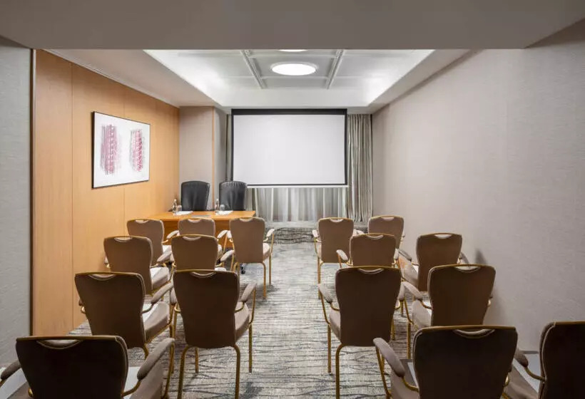 Fotos del hotel Athenee Palace Hilton Bucharest:  7