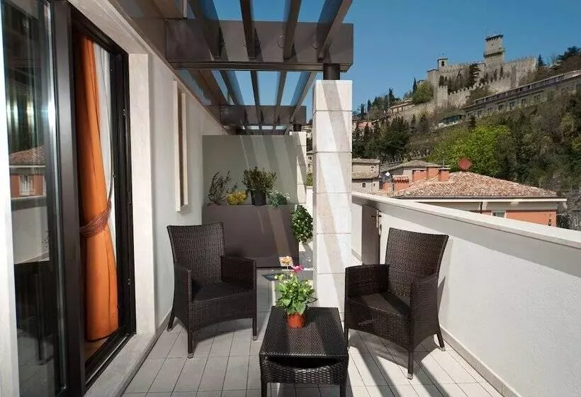 Fotos del hotel Joli:  4