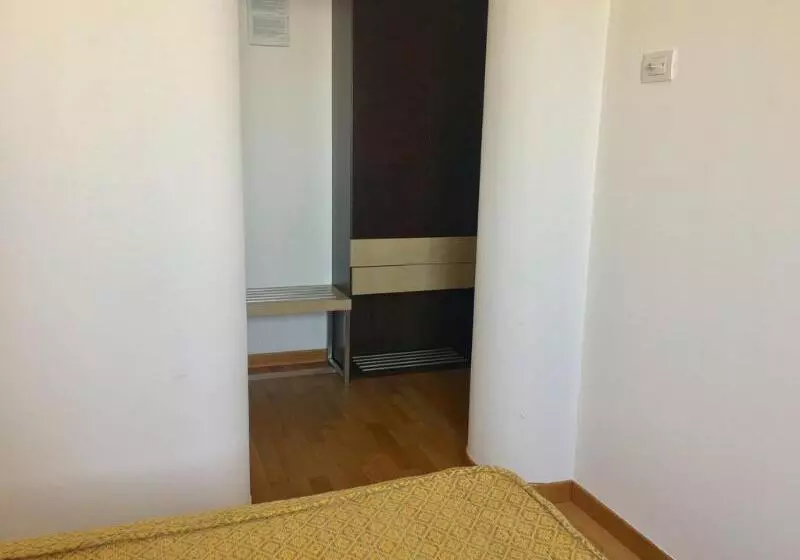 Fotos del hotel Joli:  7