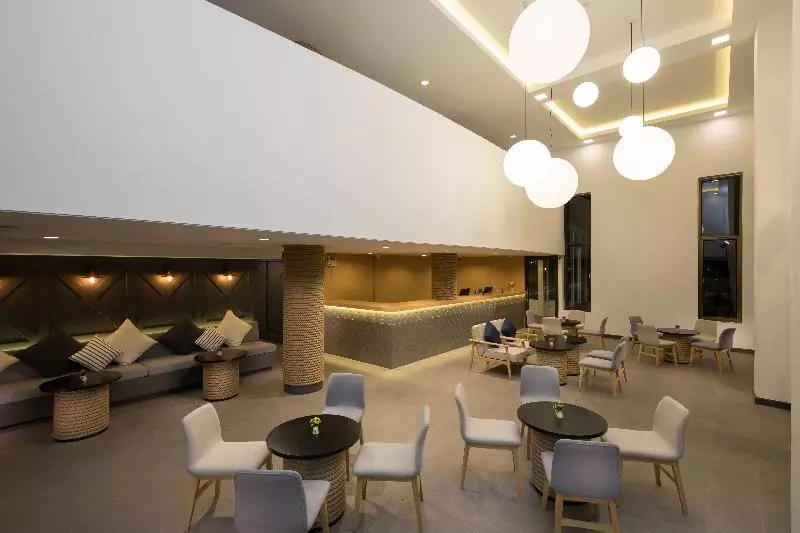 Fotos del hotel Oakwood Journeyhub Pattaya:  4