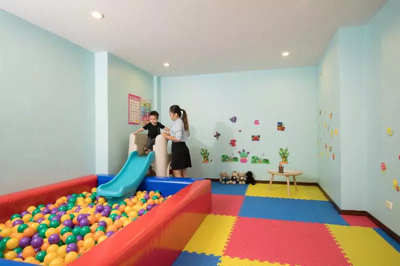 Fotos del hotel Oakwood Journeyhub Pattaya:  8