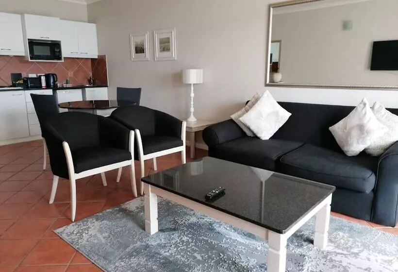 Fotos del hotel Cape Town Beachfront Apartments At Leisure Bay:  7