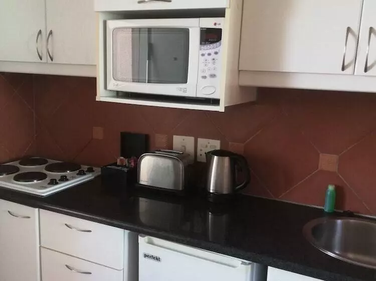 Fotos del hotel Cape Town Beachfront Apartments At Leisure Bay:  4