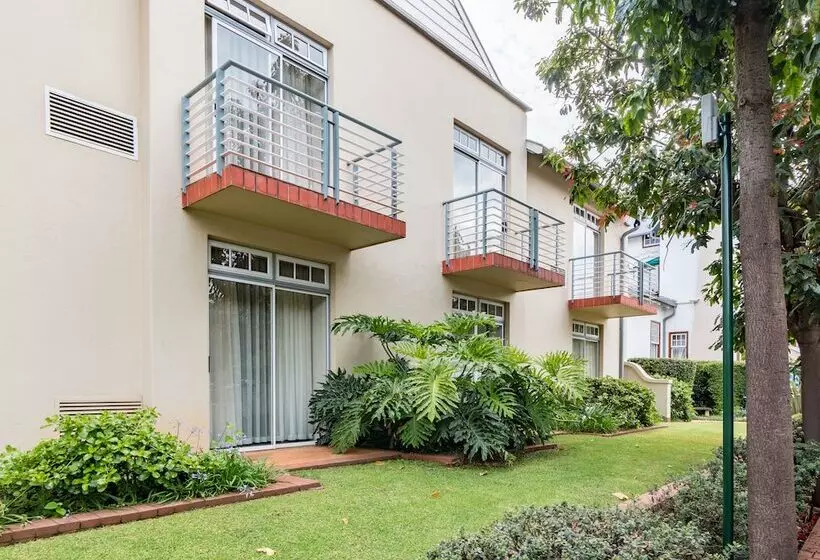 Fotos del hotel Courtyard Hotel Arcadia:  17