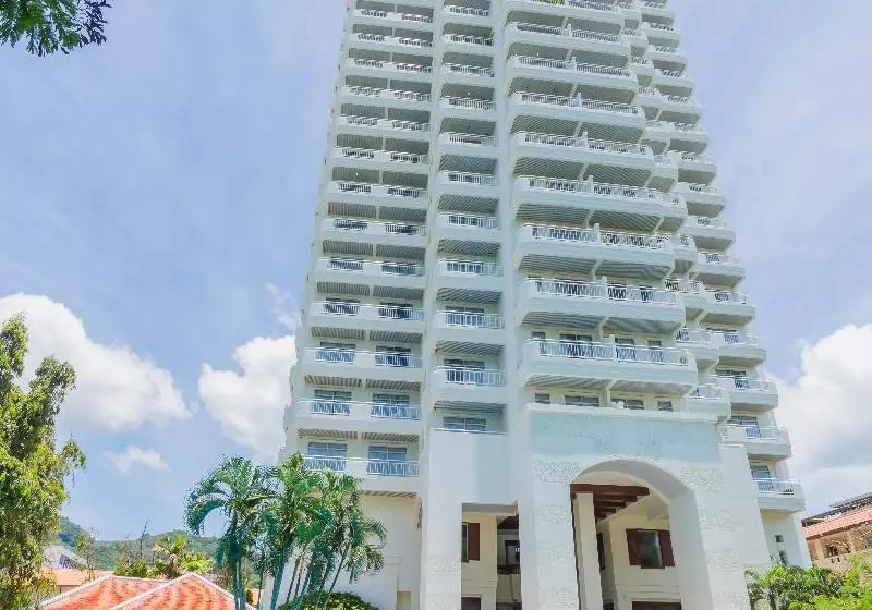 Fotos del hotel Waterfront Suites Phuket By Centara:  6