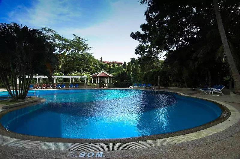 Fotos del hotel Waterfront Suites Phuket By Centara:  19