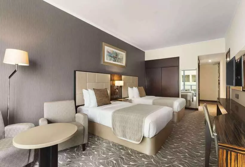 Fotos del hotel Hawthorn Suites By Wyndham Abu Dhabi City Center:  7