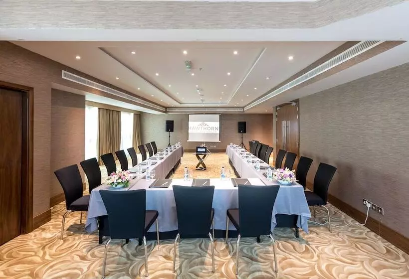 Fotos del hotel Hawthorn Suites By Wyndham Abu Dhabi City Center:  13