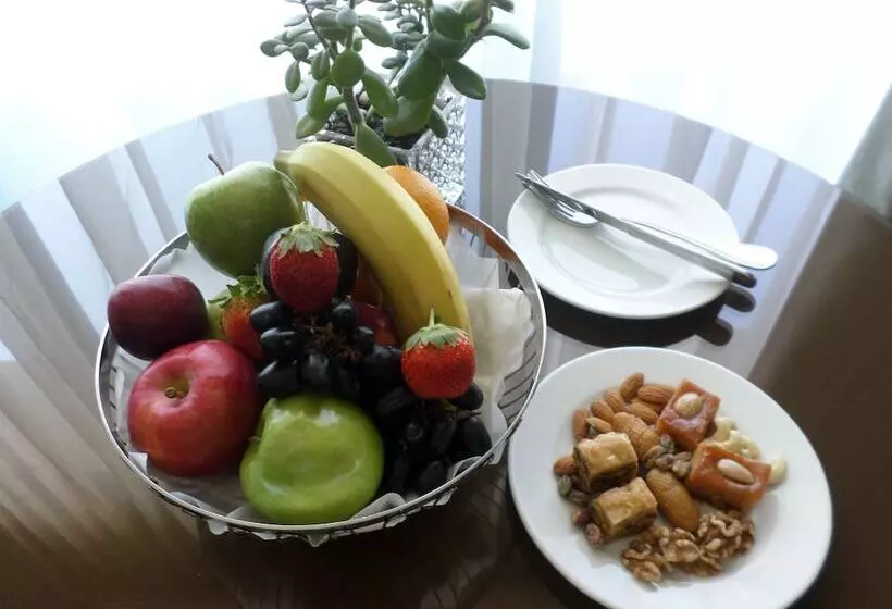 Fotos del hotel Hawthorn Suites By Wyndham Abu Dhabi City Center:  15